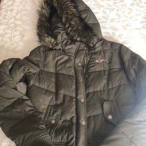Hollister green puffer coat with fur hood